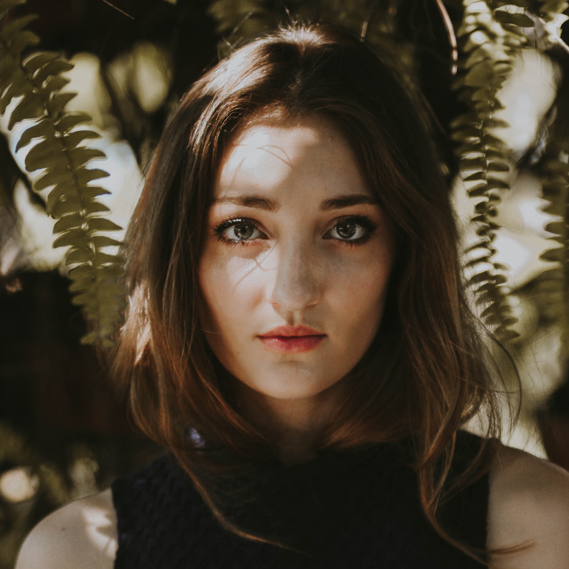 Image default